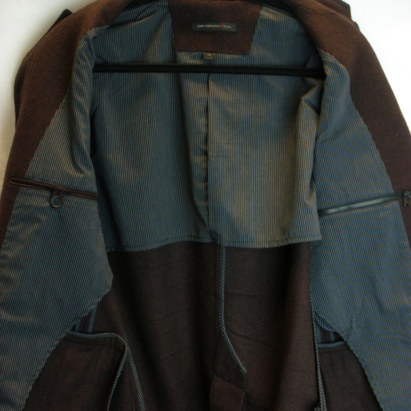 John Varvatos Star USA Burgundy/Black Sports Coat. - Picture 4 of 8